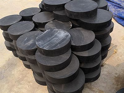 辉南县板式橡胶支座由若干层橡胶片与薄钢板经加压硫化